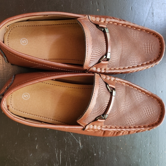 Boys driving shoes - Picture 1 of 4